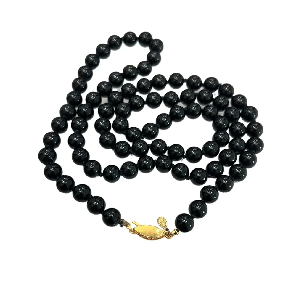 VINTAGE PREMIER DESIGNS CROWN BLACK BEAD NECKLACE WITH GOLD TONE CLASP - 29